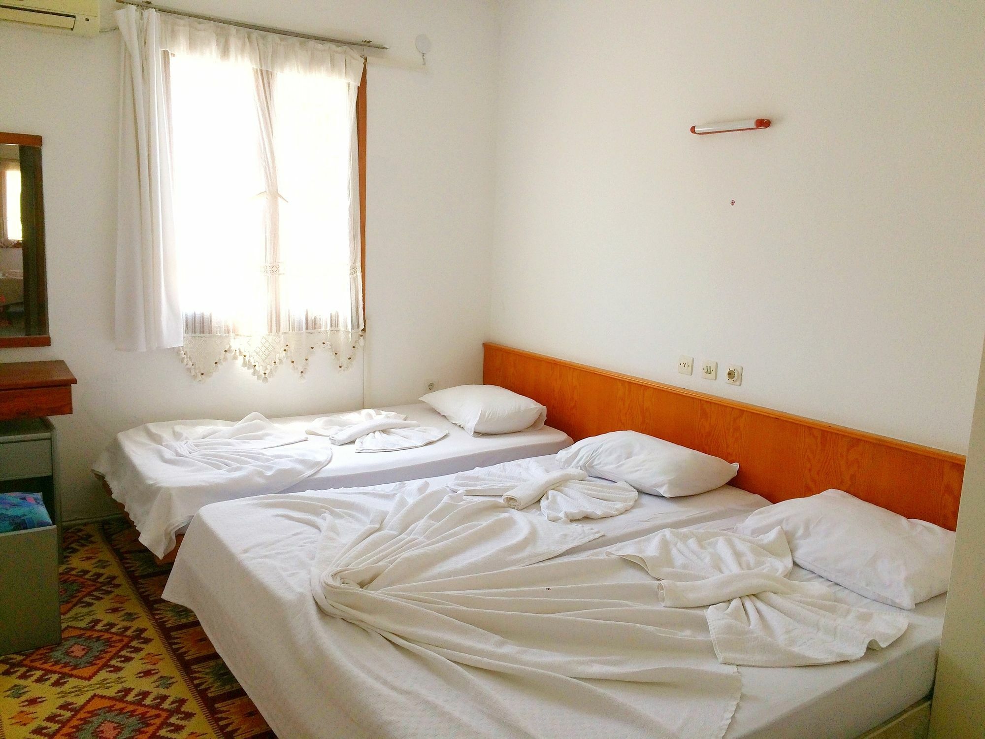 Parmis Rooms Çeşme 外观 照片